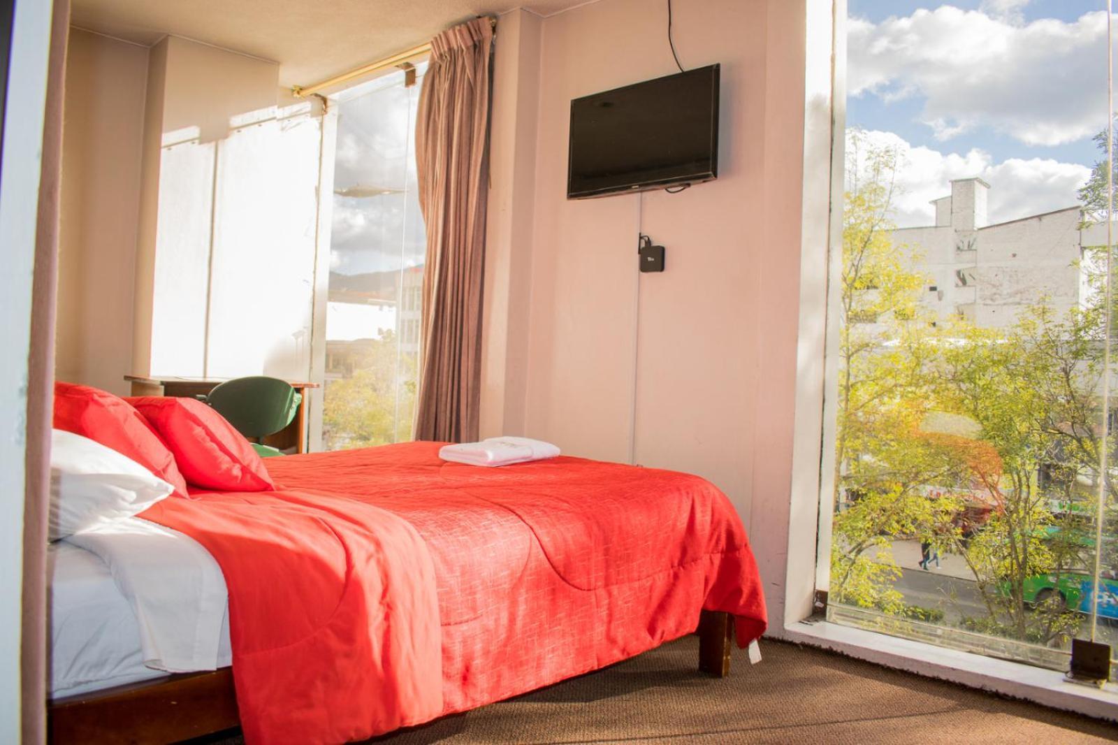 Hotel Cristal Palace Лоха Екстериор снимка