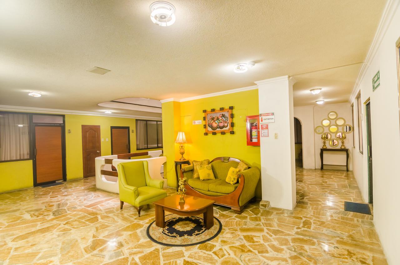 Hotel Cristal Palace Лоха Екстериор снимка